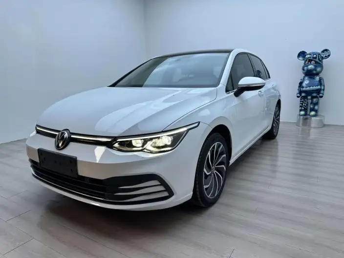 Volkswagen Golf 2021 Model 280TSI DSG Pro – фото 1