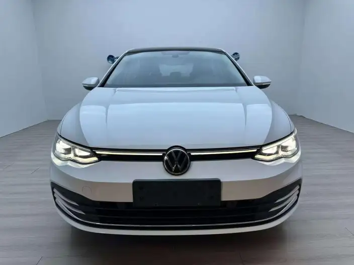 Volkswagen Golf 2021 Model 280TSI DSG Pro – фото 2