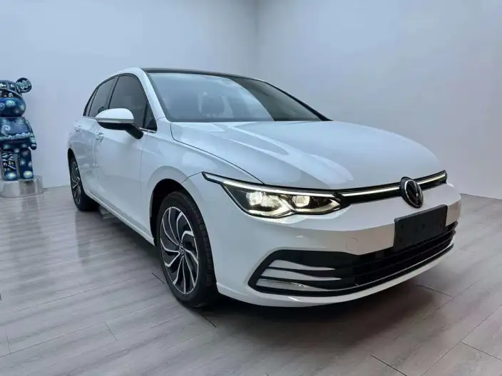 Volkswagen Golf 2021 Model 280TSI DSG Pro – фото 3