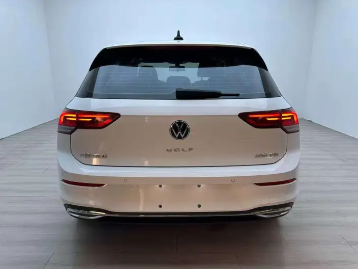 Volkswagen Golf 2021 Model 280TSI DSG Pro – фото 5
