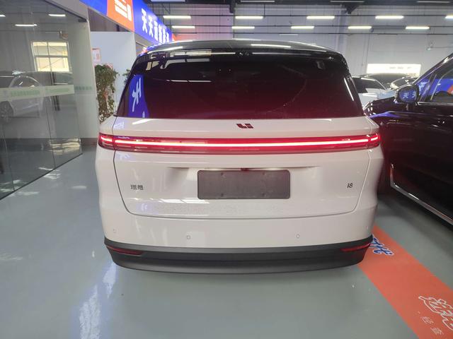 Li Auto i8 2025 Standard – фото 5