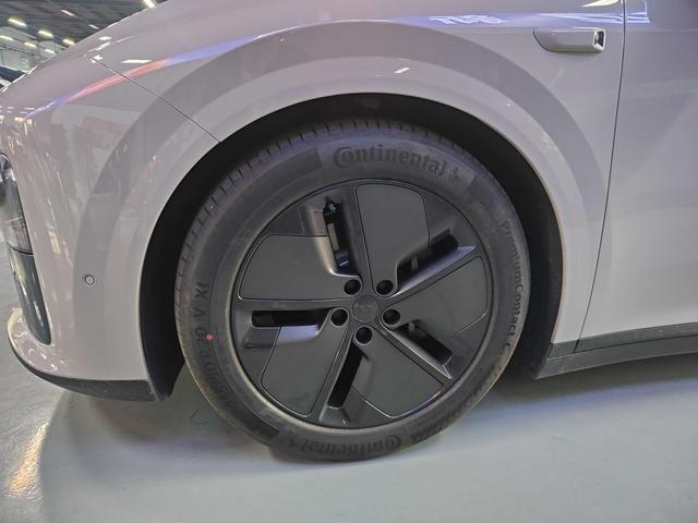 Li Auto i8 2025 Standard – фото 7
