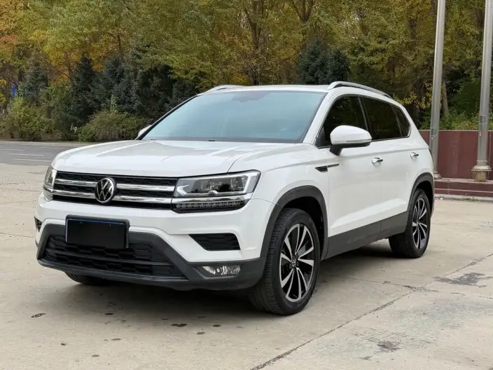 Volkswagen Tharu 2022 Model 280TSI 2WD Fashion edition – фото 1