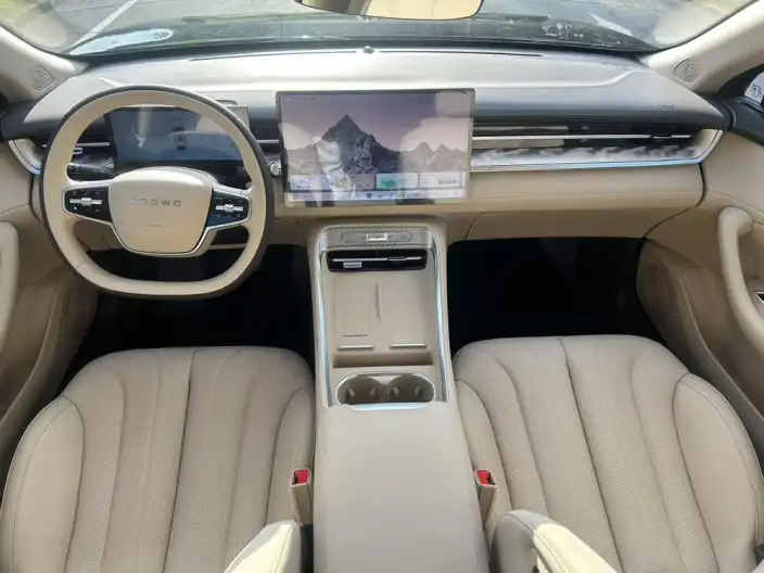 Roewe M7 DMH 2025 Model 160km Premium – фото 9