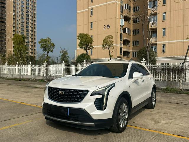 Cadillac XT4 2020 28T FWD Leading – фото 1
