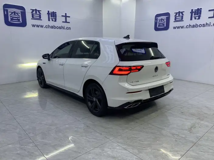 Volkswagen Golf 2023 Model Facelift 280TSI DSG R-Line Lite – фото 4