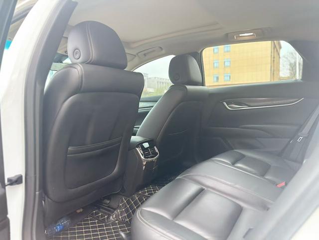 Cadillac XTS 2018 28T Elite – фото 5