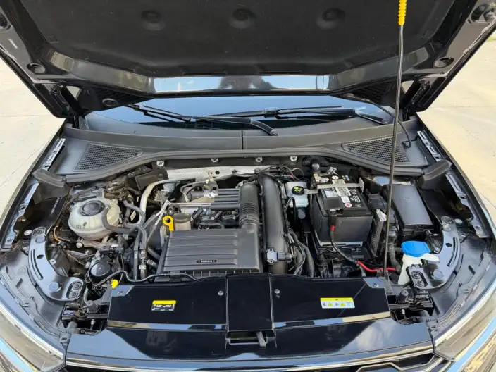 Volkswagen T-Roc 2022 Model 280TSI DSG 2WD Elite PLUS – фото 9