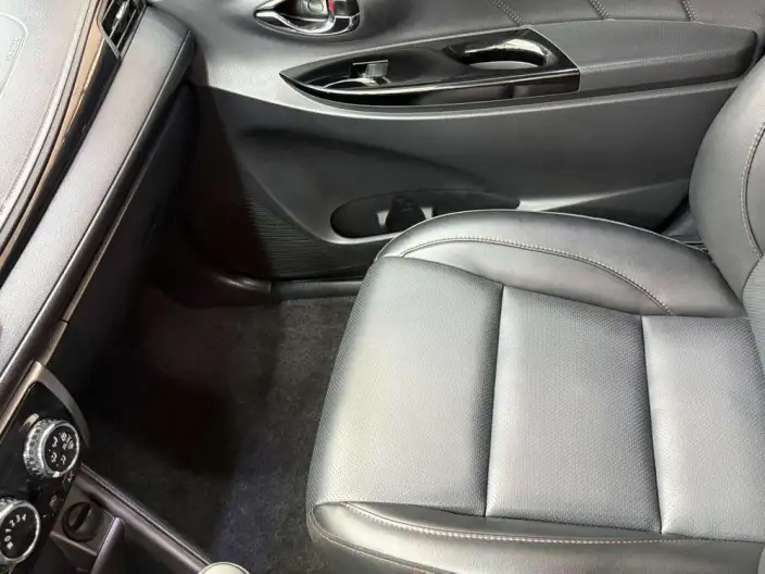 Toyota YARIS L Vios 2022 Model Zhixuan X 1.5L CVT Luxury PLUS Edition – фото 10