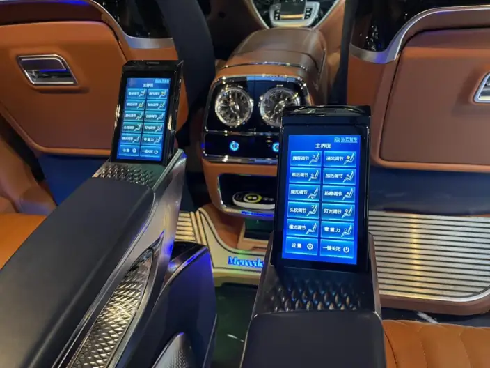 Viano 2023 Model 2.0T Elite Edition 7 seat – фото 9