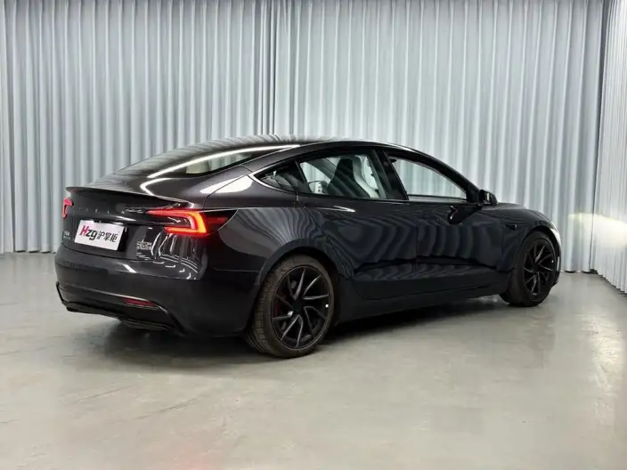 Model 3 2024 Model High performance All-wheel drive version