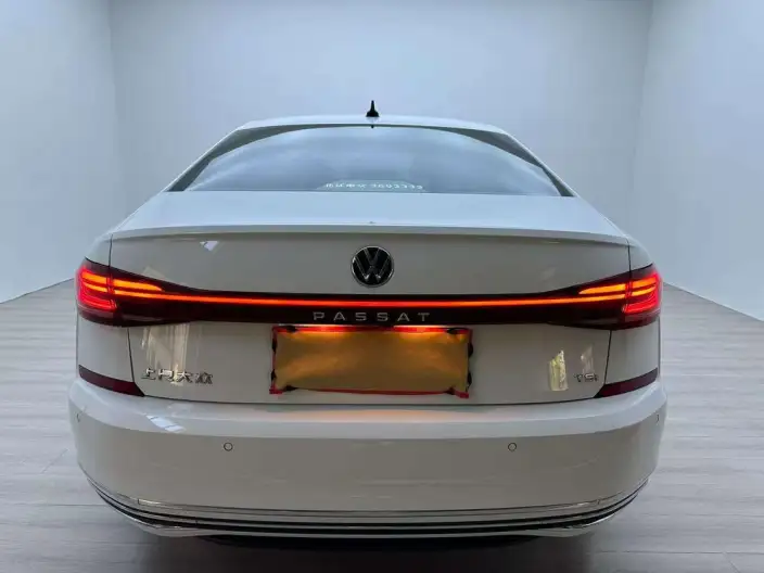 Volkswagen Passat 2023 Model 280TSI Elite Edition – фото 5