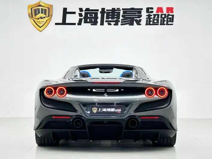 Ferrari F8 2020 Model Spider 3.9T V8