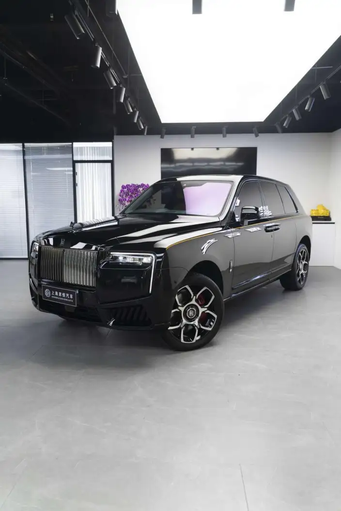 Cullinan 2025 Model Series II Black Badge Disruptor