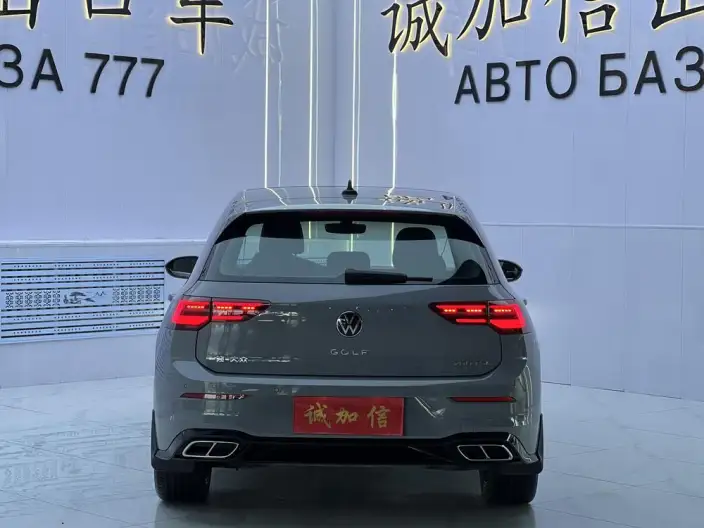 Volkswagen Golf 2023 Model 280TSI DSG R-Line Lite – фото 5