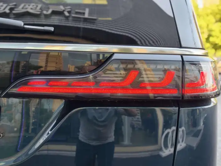VOYAH Dreamer PHEV 2026 Model 350km Smart Chao Hybrid Edition – фото 7