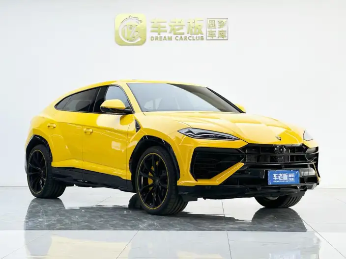 Urus SE 2025 Model 4.0T Standard Model