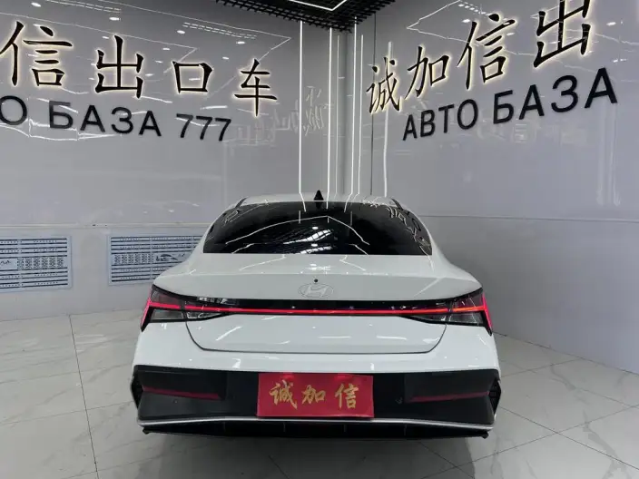 Hyundai Ioniq 2023 Model 1.5L CVT LUX Premium Edition – фото 5