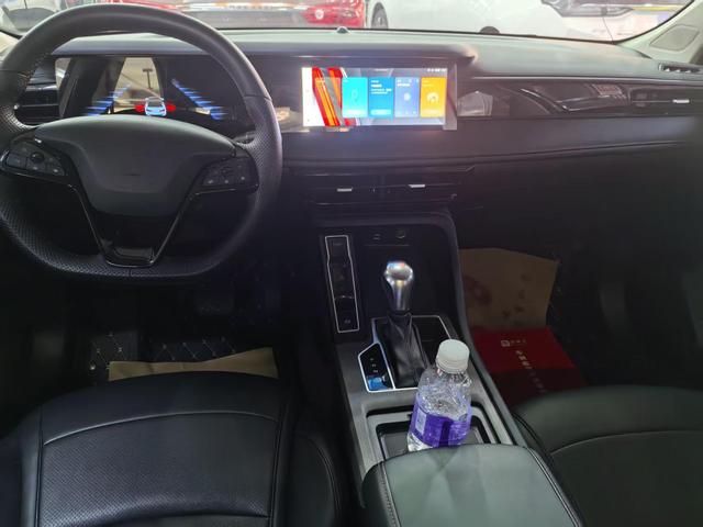 Roewe i5 2023 1.5L CVT Flagship Edition – фото 6