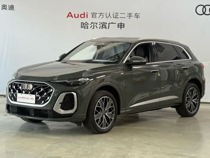 Audi Q5L 2026 Model 2.0T Smart Hybrid Luxury Model – фото 1