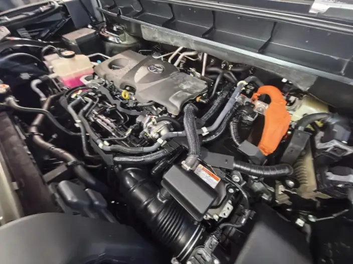 Crown Kluger 2024 Model Intelligent Hybrid 2.5L E-CVT 4WD Premium Edition – фото 9