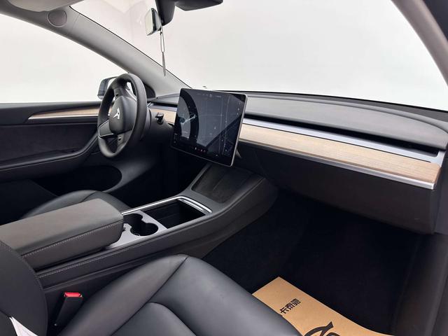 Tesla Model Y 2021 Long Range AWD – фото 11