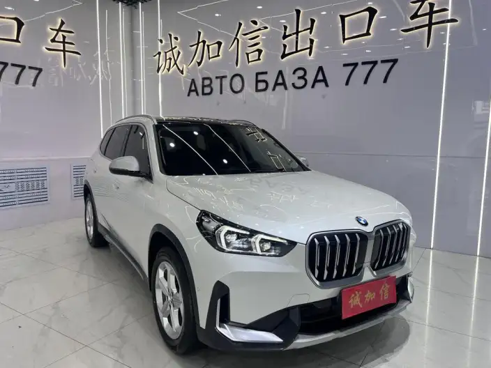 BMW X1 2023 Model sDrive20Li X Design Set – фото 3