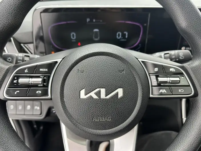 Kia Seltos 2023 Model 1.5L IVT Deluxe Edition – фото 10