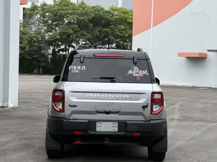 Ford Bronco 2023 Model 2.0T Automatic 4WD 5 seat Parallel Imported – фото 5
