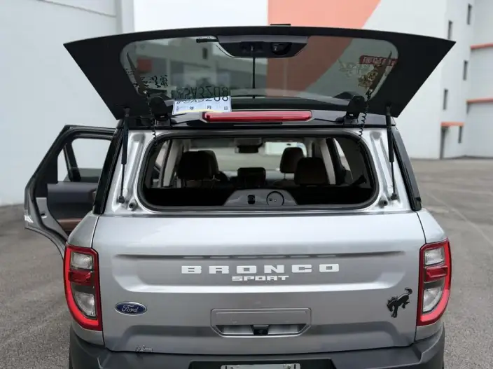 Ford Bronco 2023 Model 2.0T Automatic 4WD 5 seat Parallel Imported – фото 10