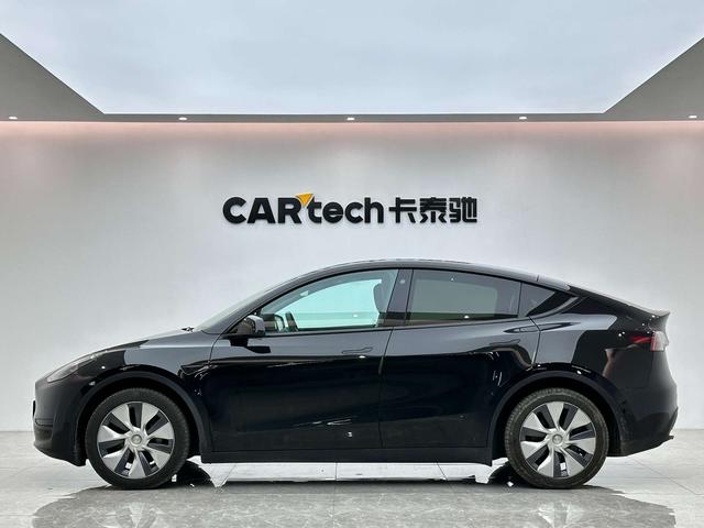 Tesla Model Y 2022 Facelift RWD – фото 2