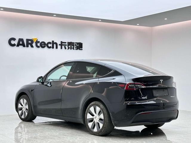 Tesla Model Y 2022 Facelift RWD – фото 3