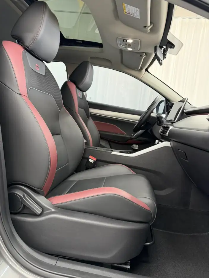 Geely Binyue 2021 Model 240T DCT Platinum edition – фото 10