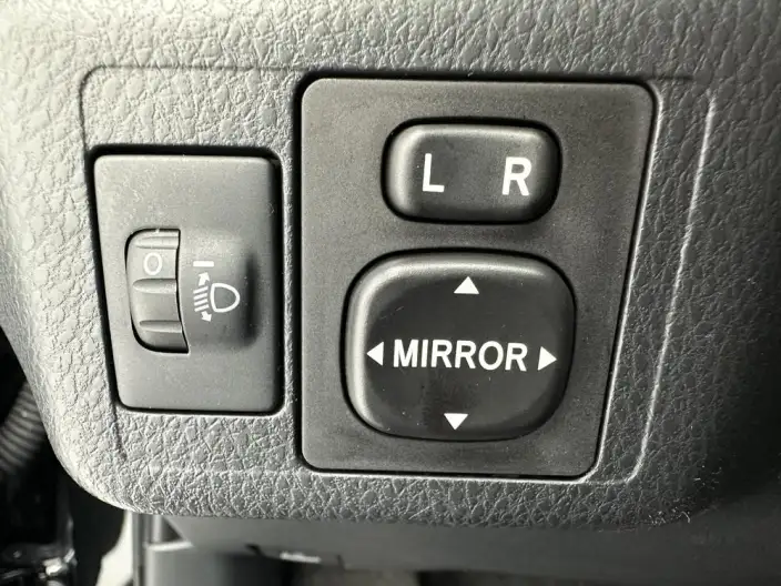 Toyota YARIS L Vios 2022 Model Zhixuan X 1.5L CVT Luxury PLUS Edition – фото 8