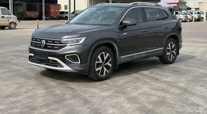 Volkswagen Tayron 2023 Model 280TSI 2WD Luxury Plus Advanced version – фото 1