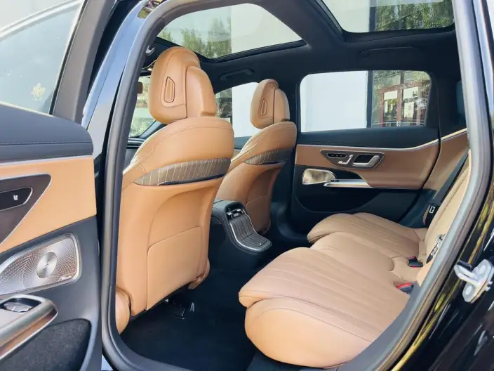 Mercedes-Benz E-Class 2026 Model E 300 L Luxury Model sedan – фото 9