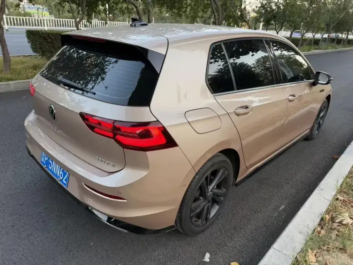 Volkswagen Golf 2021 Model 280TSI DSG R-Line – фото 5