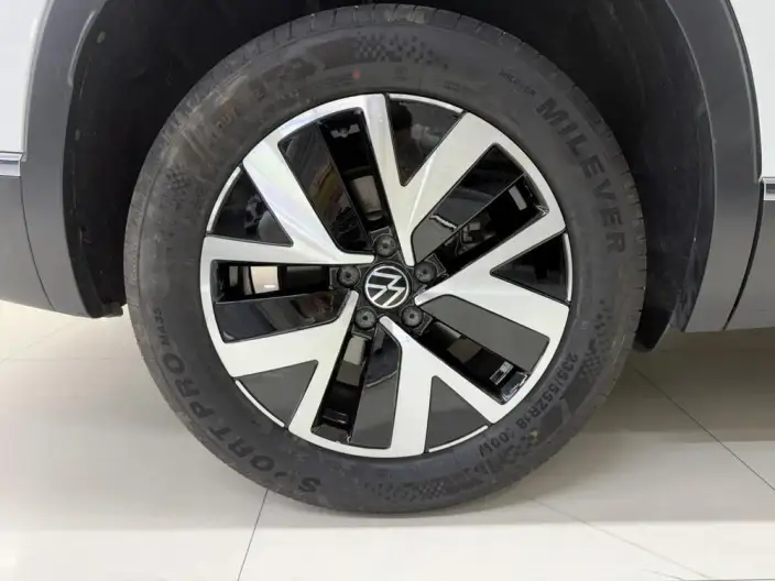 Volkswagen Tayron 2023 Model 280TSI 2WD Luxury Plus Advanced version – фото 8