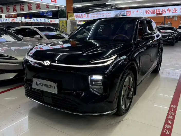 Changan Qiyuan Q07 2025 Model 215 Flagship Model