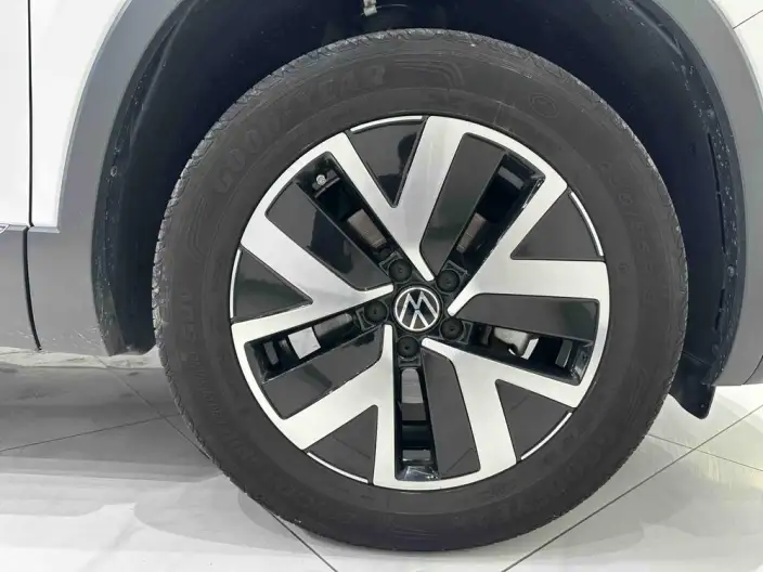 Volkswagen Tayron 2023 Model 280TSI 2WD Luxury Plus Advanced version – фото 7
