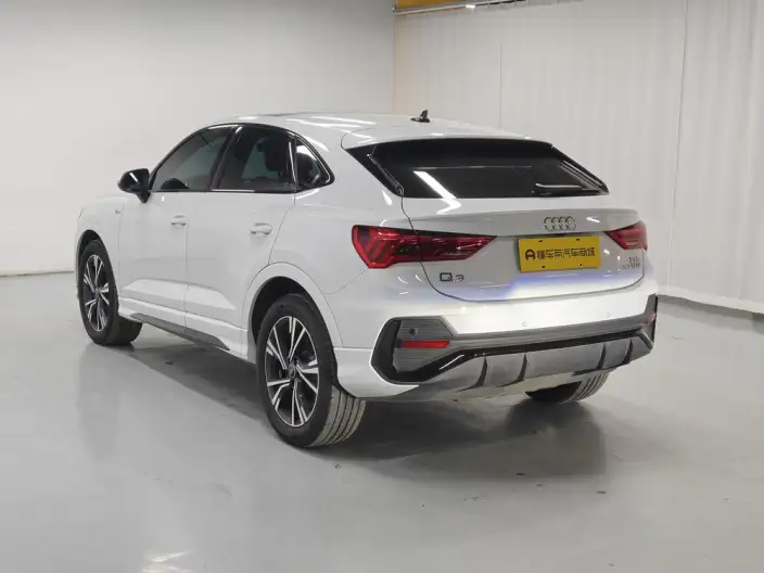 AUDI Q3 Sportback 2022 Model 40 TFSI Fashion Model – фото 5