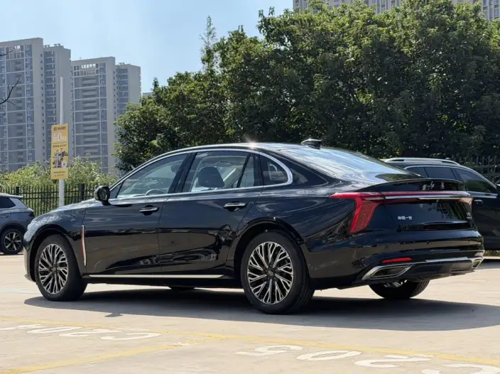 Hongqi H5 2024 Model 2.0T Automatic Flag Enjoy Edition – фото 4