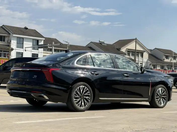 Hongqi H5 2024 Model 2.0T Automatic Flag Enjoy Edition – фото 6
