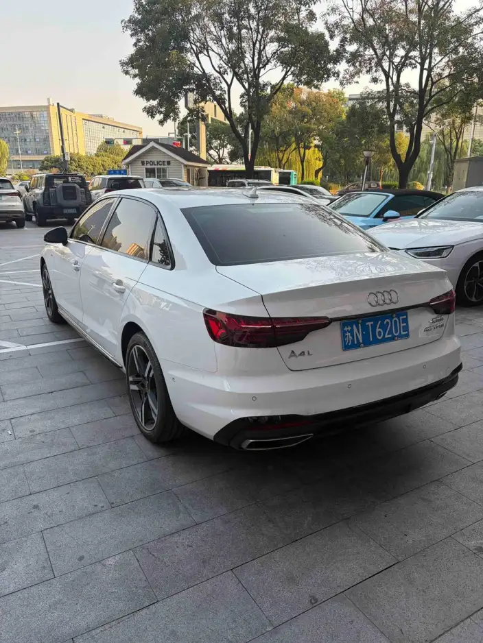 Audi A4 L 2020 Model 40 TFSI Fashion Dynamic Model