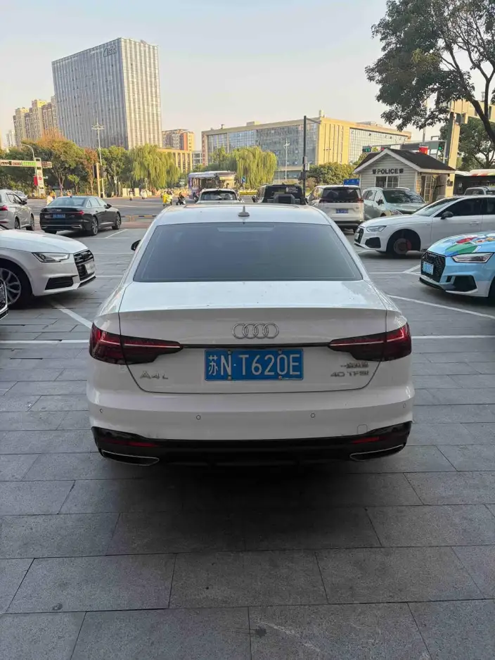 Audi A4 L 2020 Model 40 TFSI Fashion Dynamic Model – фото 5