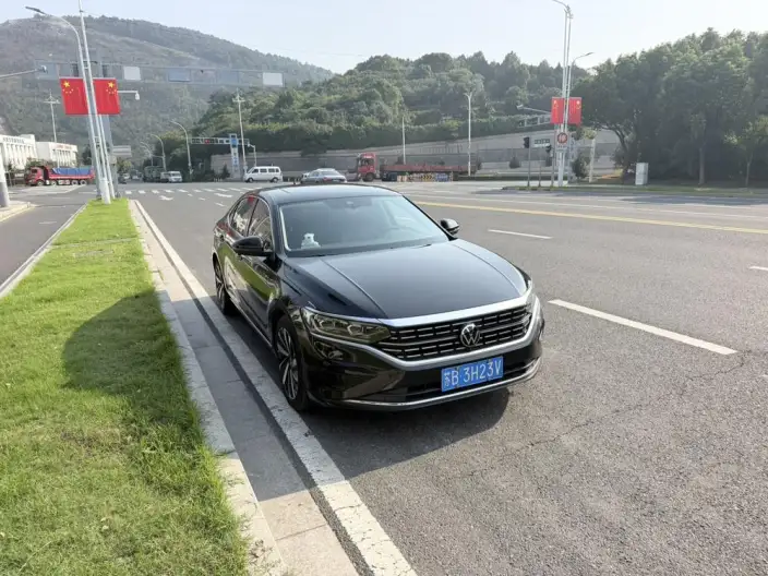 Volkswagen Passat 2023 Model Facelift 330TSI Starry sky Deluxe Edition