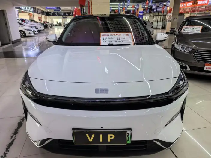 Geely Galaxy L6 2025 Model 1.5 EM-i DHT 140KM Galaxy Edition
