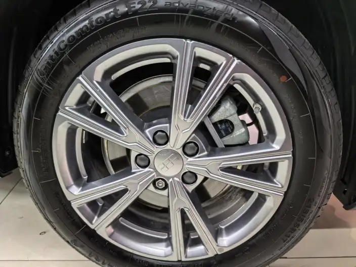 Geely Galaxy L6 2025 Model 1.5 EM-i DHT 140KM Galaxy Edition – фото 10