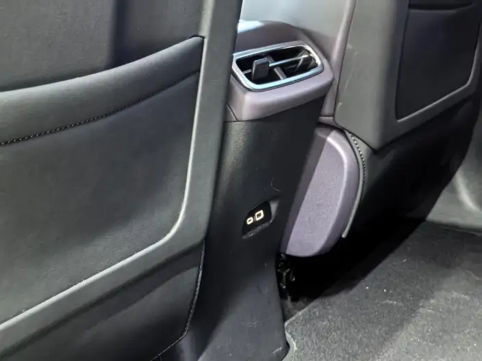 Leapmotor C10 2024 Model EV Edition 530 Smart Edition – фото 9