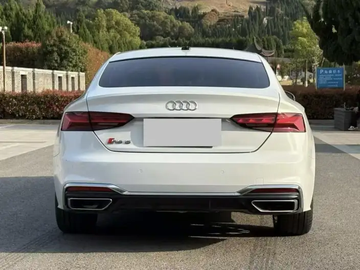 Audi A5 2022 Model Sportback 40 TFSI Fashion Dynamic Model